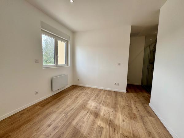 Magnifique appartement 31 m2, avec parking, jardin et cave