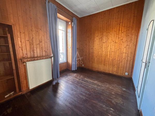 Maison de 6 pièces avec dépendances et terrain divisible