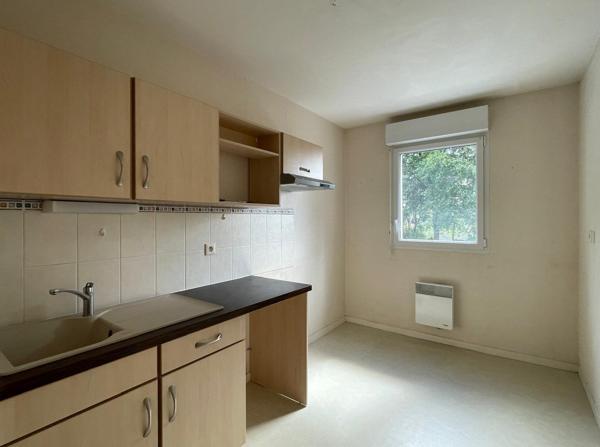 Appartement
         3 pièces
        - 65 m² 171 200 € *