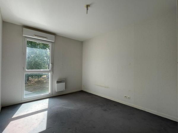 Appartement
         3 pièces
        - 65 m² 171 200 € *