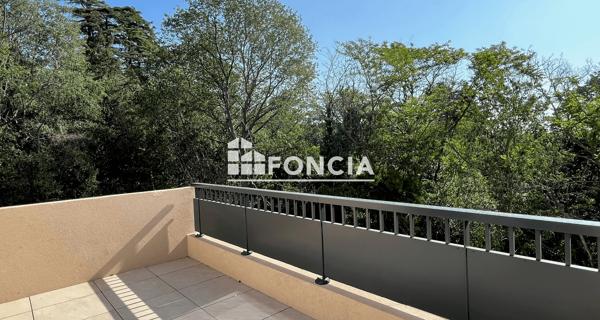 Location Appartement 3 pièces 58.82 m² - Villeneuve-lès-avignon 30400