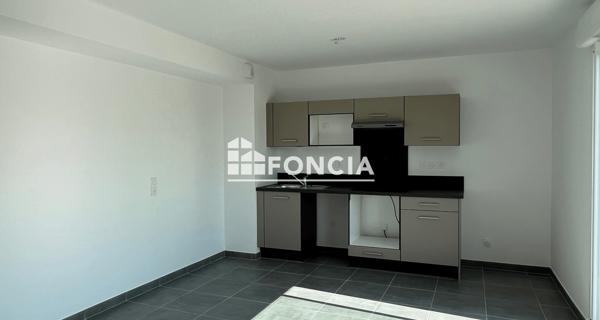 Location Appartement 3 pièces 58.82 m² - Villeneuve-lès-avignon 30400