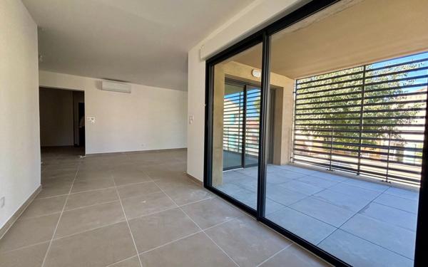 Appartement à vendre    3 pièces • 70,43 m2 Marguerittes