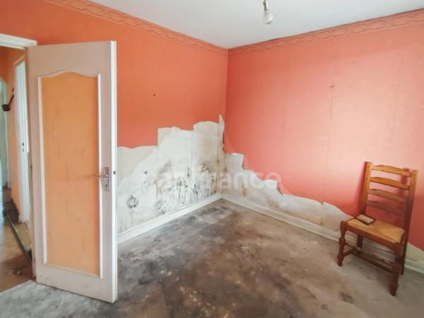 Maison à vendre 5 pièces proche de SAINT GERMAIN DU PLAIN (71)