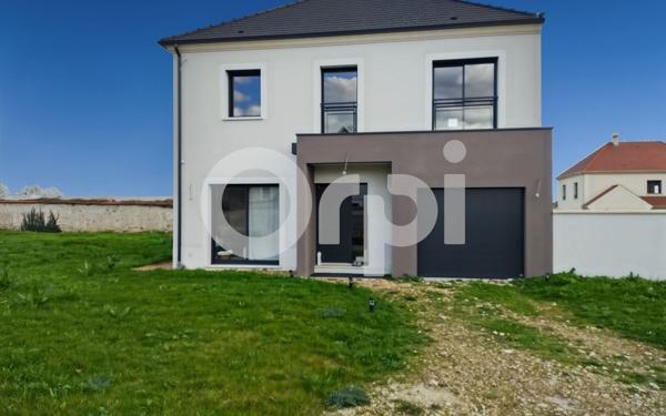 Maison à vendre    4 pièces • 110 m2 Le Plessis-Belleville