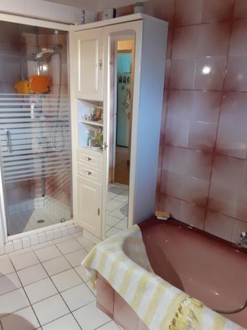 ST DENIS DE PILE AV MAISON CENTENAIRE 154 M2 CONPRENANT 5 pièces principal