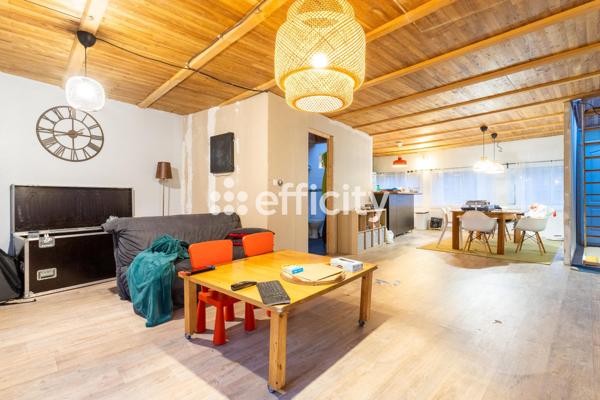 Maison
         4 pièces
        - 112 m² Exclusivité 269 000 €*