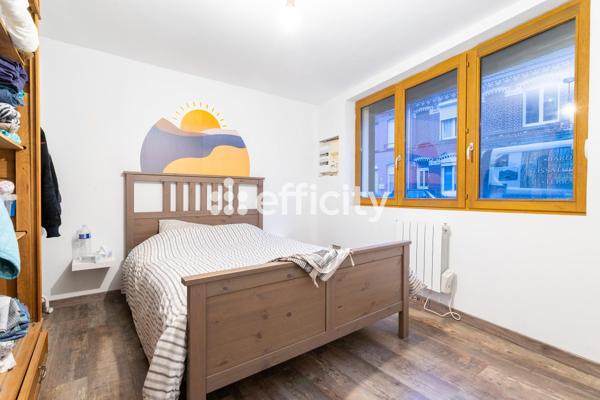 Maison
         4 pièces
        - 112 m² Exclusivité 269 000 €*
