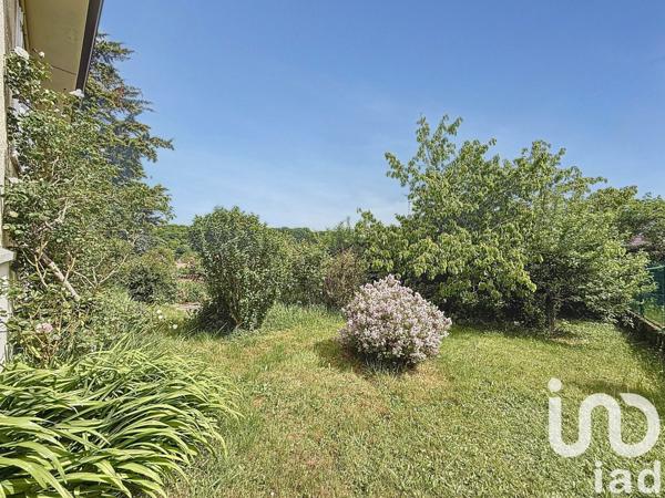 Maison traditionnelle 4 pièces de 84 m² à Gasville-Oisème (28300)