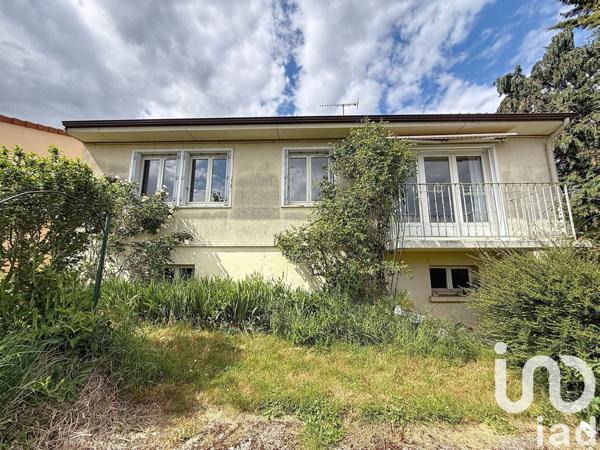 Maison traditionnelle 4 pièces de 84 m² à Gasville-Oisème (28300)