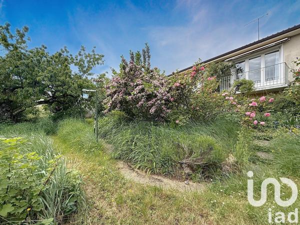 Maison traditionnelle 4 pièces de 84 m² à Gasville-Oisème (28300)