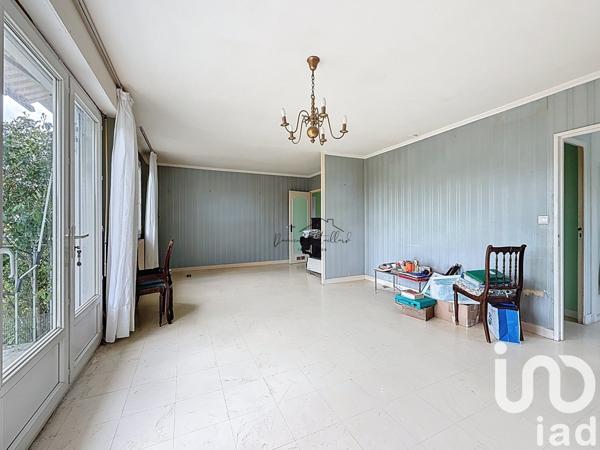 Maison traditionnelle 4 pièces de 84 m² à Gasville-Oisème (28300)