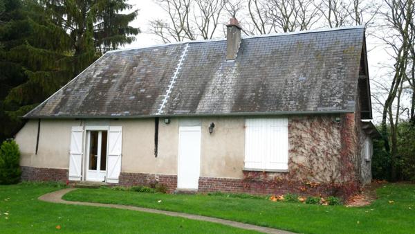 MANOIR 8 PIECES CORPS DE FERME ET GRANDES DEPENDANCES SUR 6.5 HECTARES