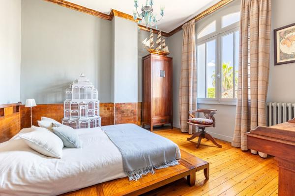 Vente Maison de luxe Bordeaux 8 Pièces 215 m²