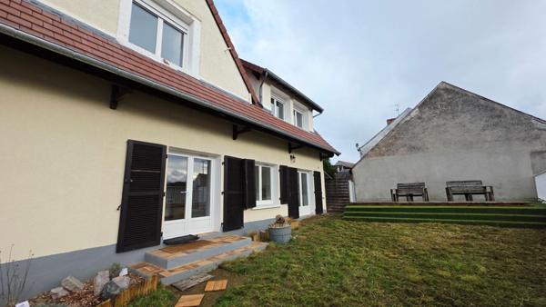 MEHUN SUR YEVRE MAISON RENOVEE 3 PIECES 91.6M² GARAGE