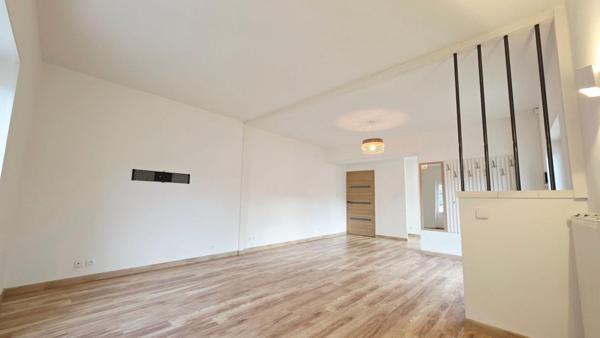 MEHUN SUR YEVRE MAISON RENOVEE 3 PIECES 91.6M² GARAGE