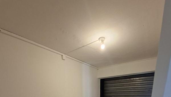A louer local commercial de 43 m² proche ZAC 2000 au PORT