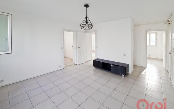 Appartement à vendre    3 pièces • 52 m2 Aubervilliers