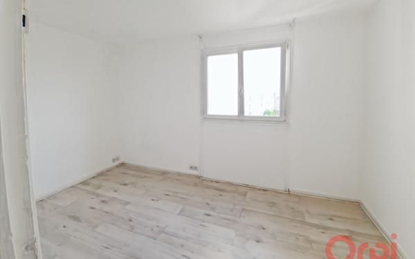 Appartement à vendre    3 pièces • 52 m2 Aubervilliers