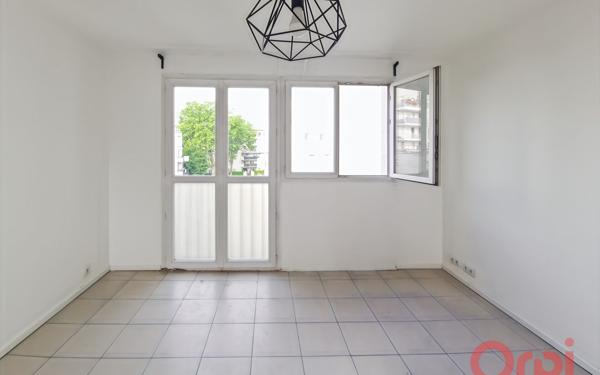 Appartement à vendre    3 pièces • 52 m2 Aubervilliers
