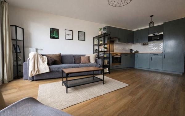 Appartement à vendre    3 pièces • 58,60 m2 Villiers-sur-Marne