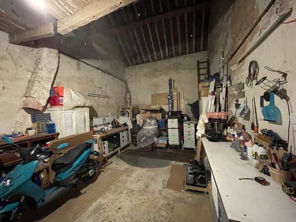 Voulangis (77580) Maison briarde à rénover pleine de charme.