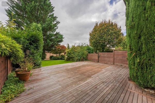 Maison à vendre à Prévessin-Moëns dans l'Ain (01280), ref : 01047-726