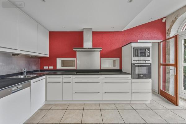 Maison à vendre à Prévessin-Moëns dans l'Ain (01280), ref : 01047-726