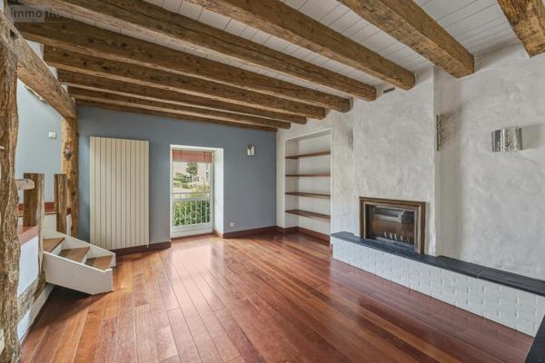 Maison à vendre à Prévessin-Moëns dans l'Ain (01280), ref : 01047-726