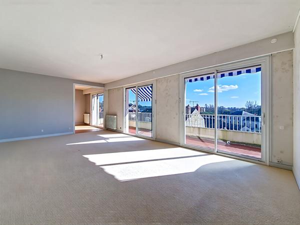 Appartement Saumur 5 pièce(s) 146.59 m2