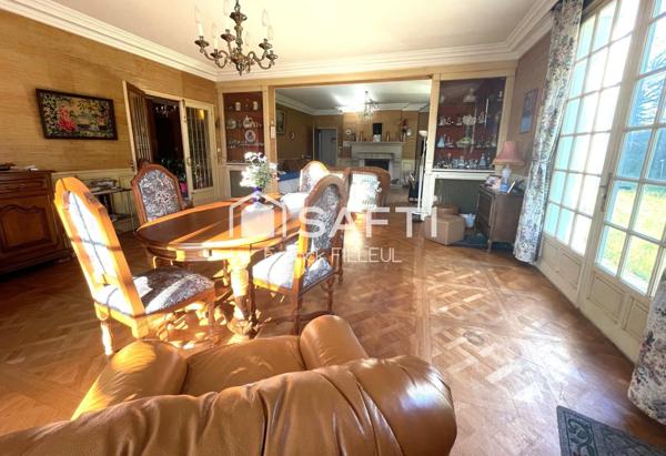 Grande demeure avec parc tout prés à pied de tout