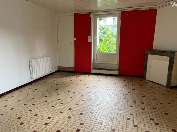 MAISON DE VILLE LOUEE AVEC JARDIN AU COEUR DE CASTELJALOUX