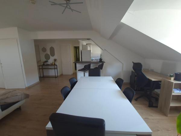 RIVES Appartement 3 pièces – 62 m² – Dernier étage au calme, lumière & sérénité