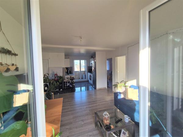 Nouveauté – T4 lumineux 61 m² avec balcons et parking - Vivre au calme avec vue montagnes