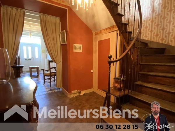 Maison plein centre ville Montendre