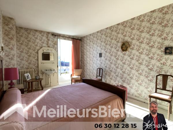 Maison plein centre ville Montendre