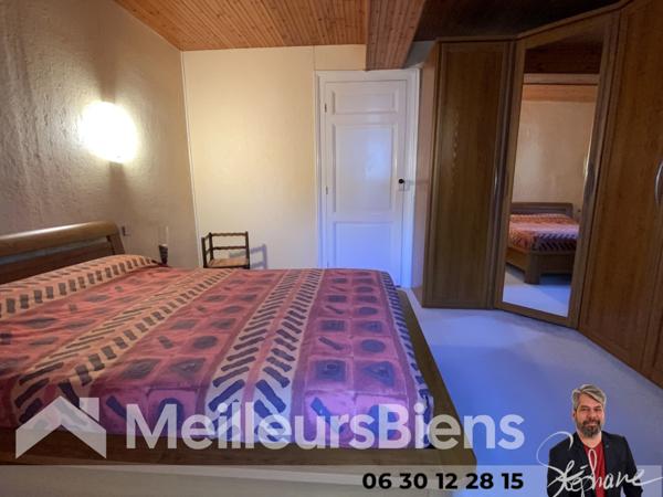 Maison plein centre ville Montendre