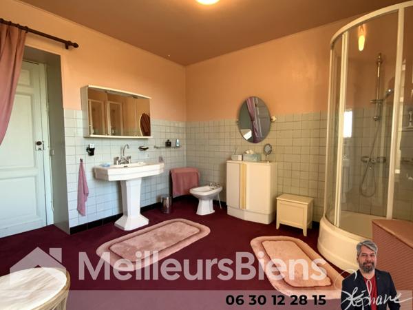 Maison plein centre ville Montendre