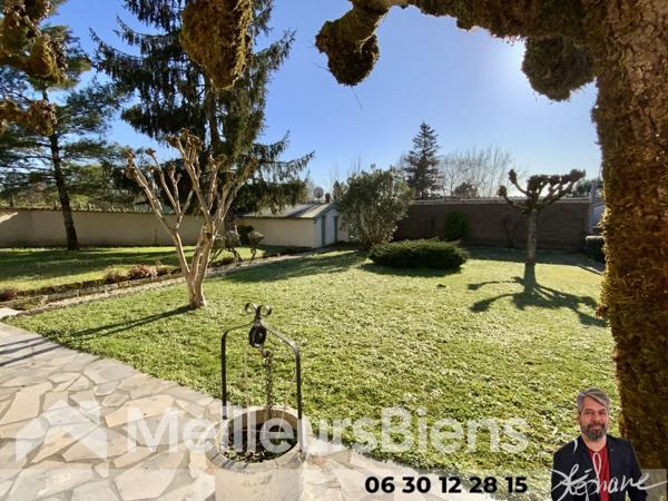 Maison plein centre ville Montendre