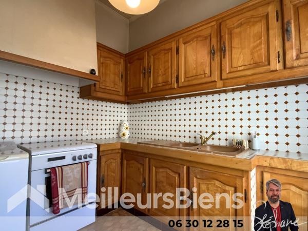 Maison plein centre ville Montendre