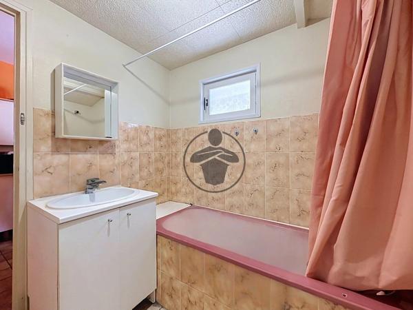 Location                                                      Maison
                        
                     4 pièces                      94 m2                     à Saint-Quentin