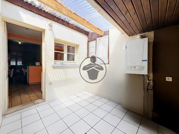 Location                                                      Maison
                        
                     4 pièces                      94 m2                     à Saint-Quentin