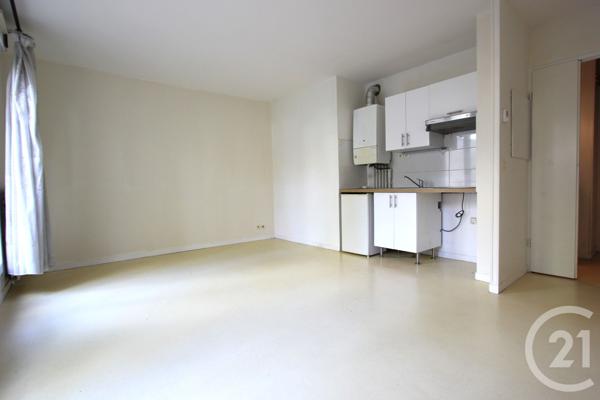 Appartement F1 à vendre  1 pièce - 28,02 m2 ST MICHEL SUR ORGE - 91