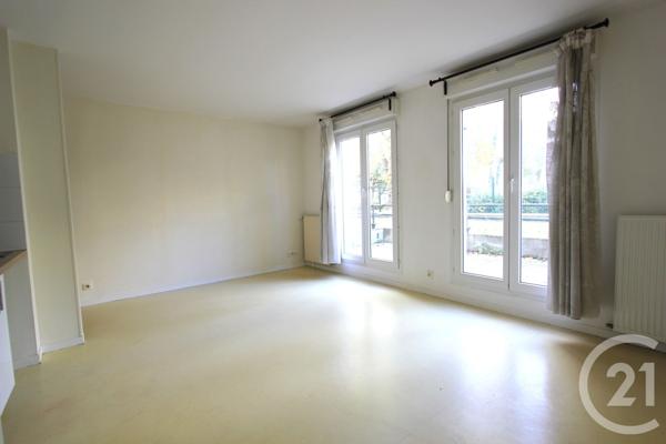 Appartement F1 à vendre  1 pièce - 28,02 m2 ST MICHEL SUR ORGE - 91