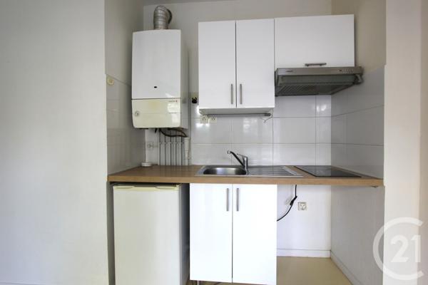 Appartement F1 à vendre  1 pièce - 28,02 m2 ST MICHEL SUR ORGE - 91