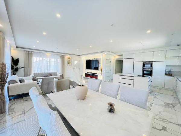 Maison
         7 pièces
        - 170 m² Exclusivité