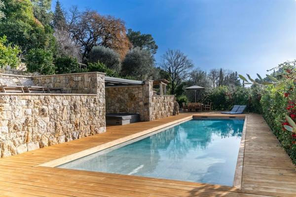 Vente Villa de luxe Mougins 6 Pièces 283 m²