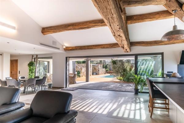 Vente Villa de luxe Mougins 6 Pièces 283 m²