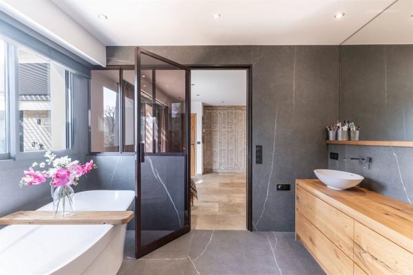 Vente Villa de luxe Mougins 6 Pièces 283 m²