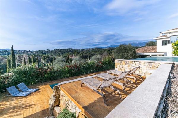 Vente Villa de luxe Mougins 6 Pièces 283 m²